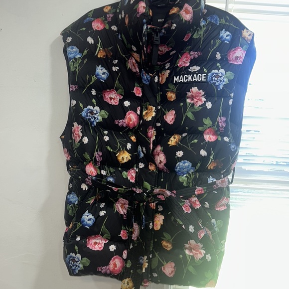 Mackage floral vest(NWOT) - Picture 4 of 5
